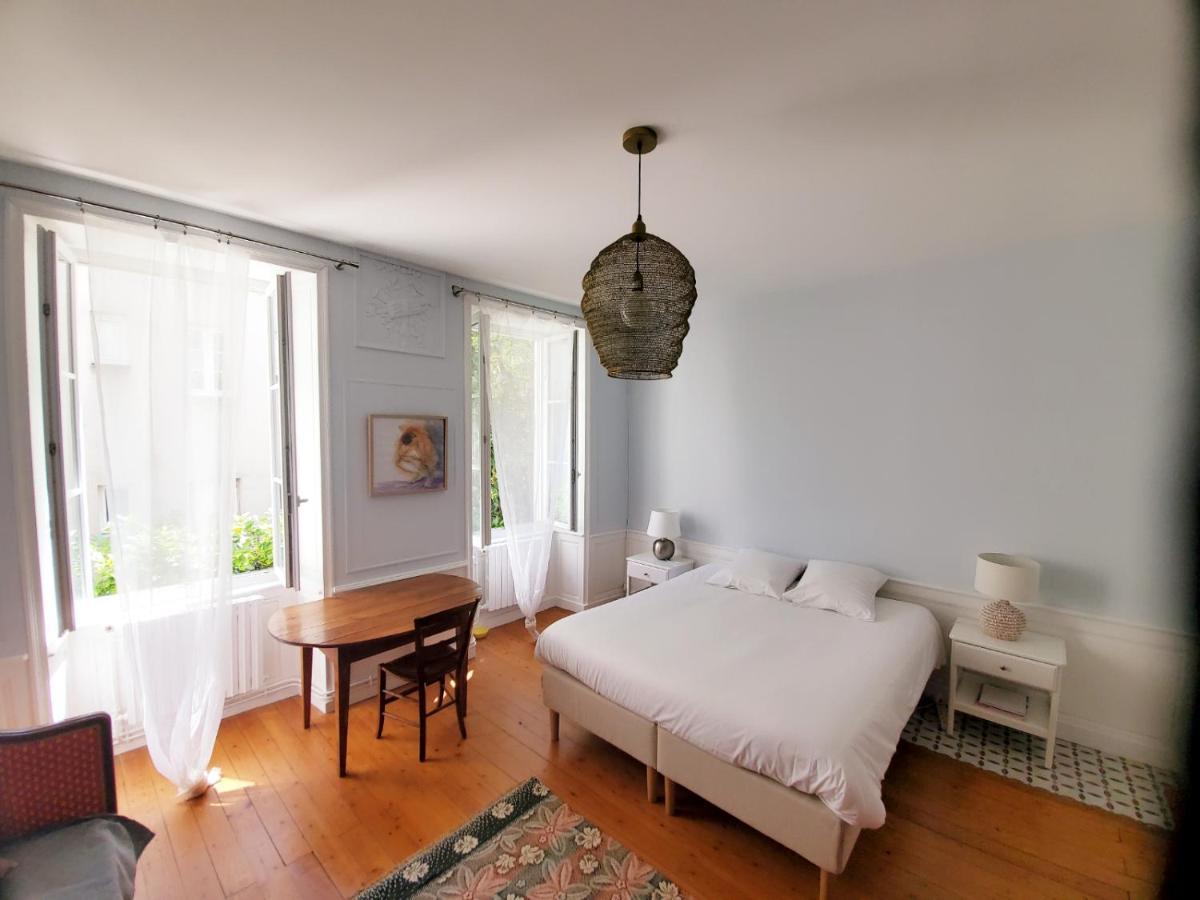 La Maison De Ville 76M2 Avec Terrasse De 22M2 Ла-Рошель Экстерьер фото